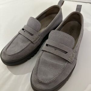 Vionic Women's Gray Suede Loafers